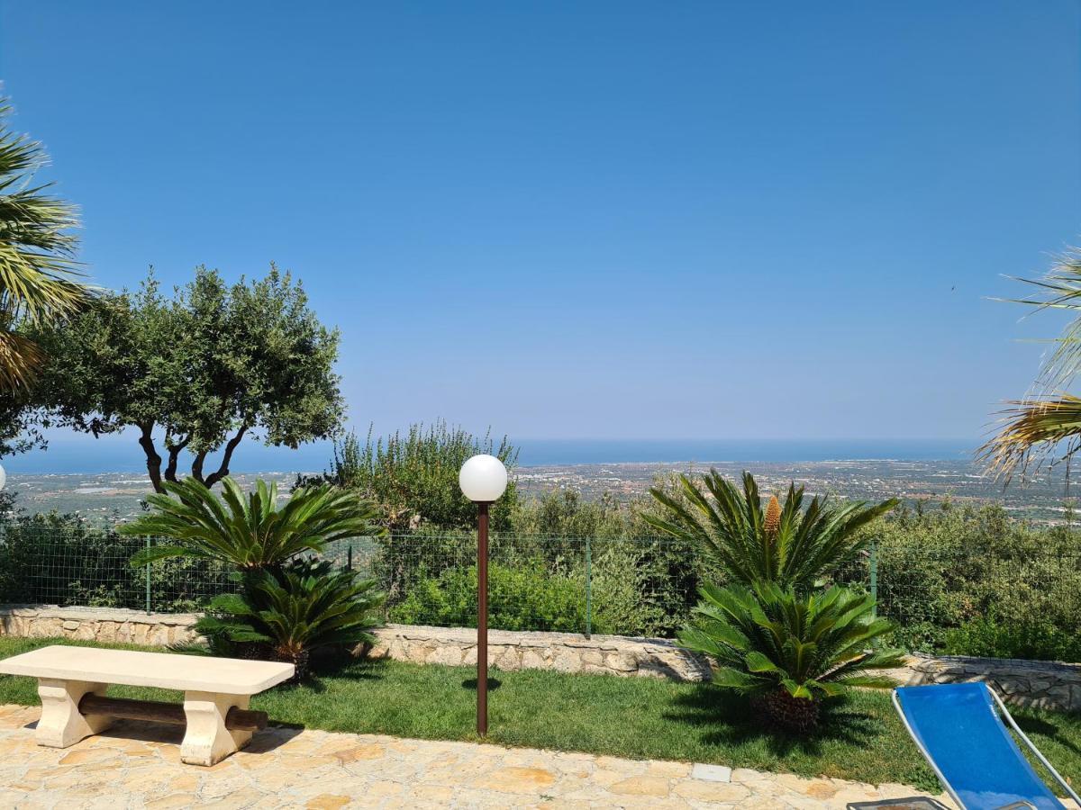 Villa Maremonti Монополи Экстерьер фото